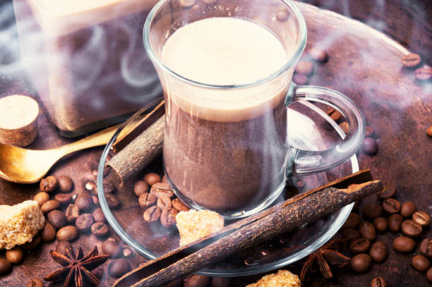 istock Hot coffee cup with coffee beans 913261158