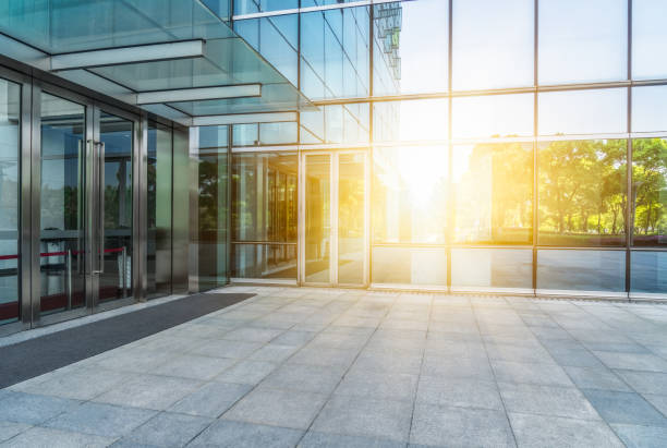 istock Modern building outdoors 913268460