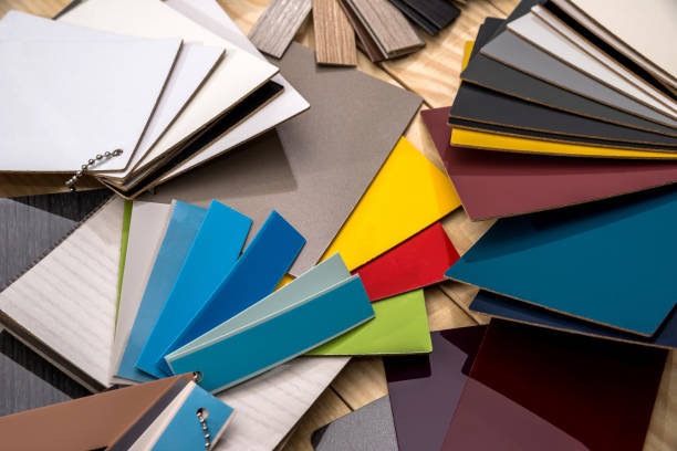 istock Catalog of laminating samples for furniture 913289014