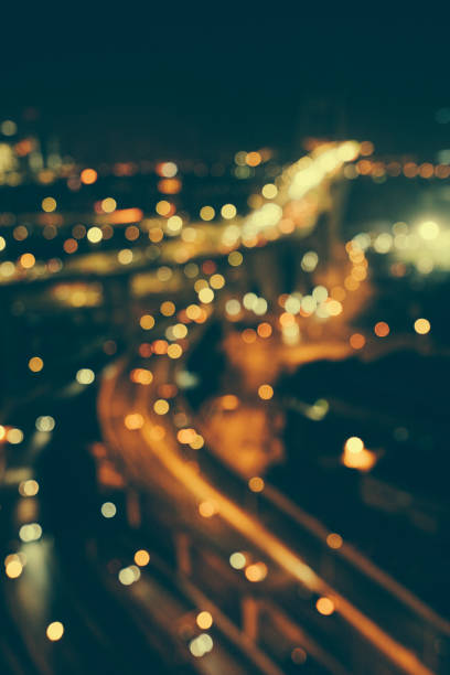 istock Defocused urban abstract texture bokeh city 913291992