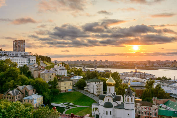 istock Nizhny Novgorod at sunset, Russia 913298988