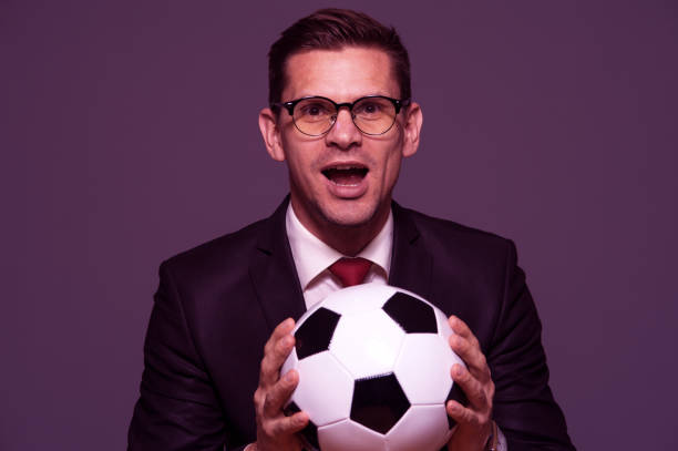 istock Cute businessman posing indoors 913300286