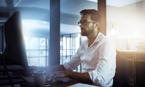 istock Working around the clock to achieve success 913327710