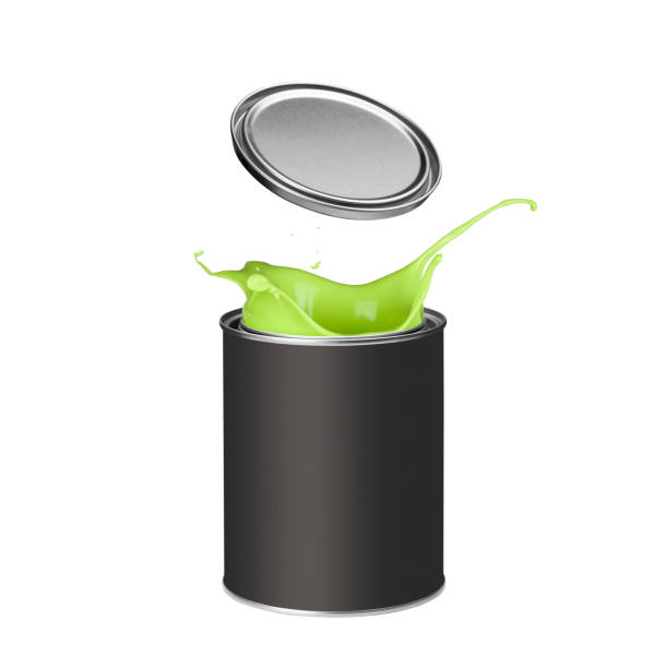istock Green paint splashing out of paint can 913338236
