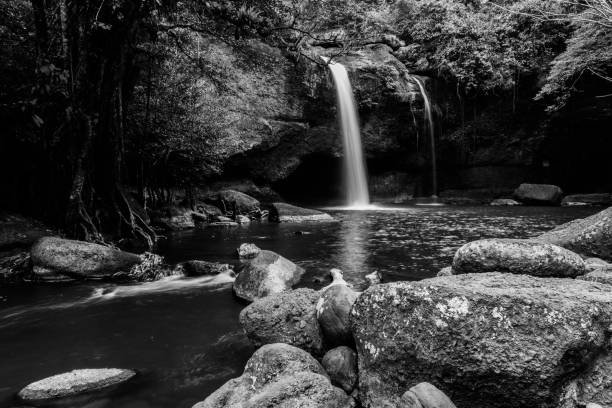 istock Beautiful fall in Phu kradung 913354360