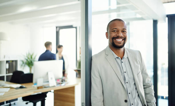 istock My team works hard to make success happen 913354850