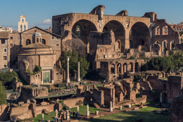 istock Ruins of ancient Rome 913369744