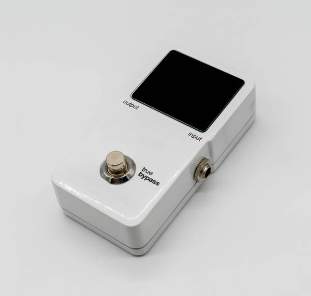 istock White guitar pedal effect, Strompbox, with big LED screen display isolated on white background 913370140