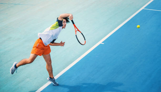 istock Tennis serve. 913378474
