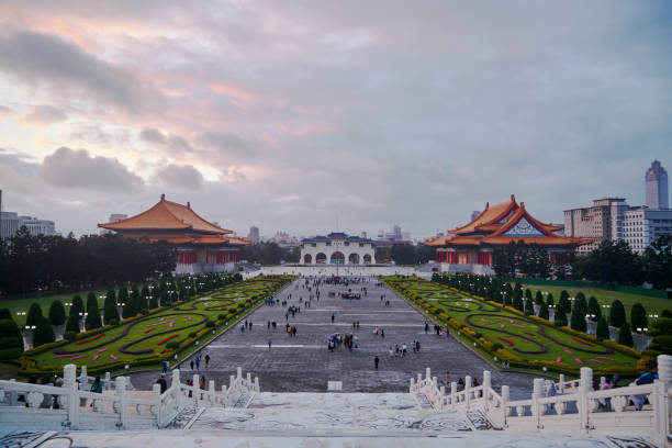 istock Freedom Square Taipei, Taiwan Dusk 913386976