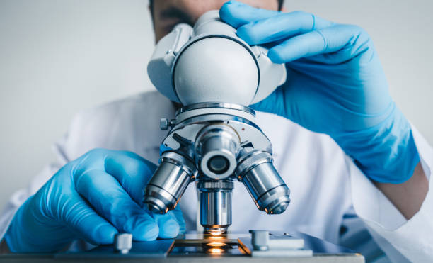 istock Close-up shot of microscope 913395080