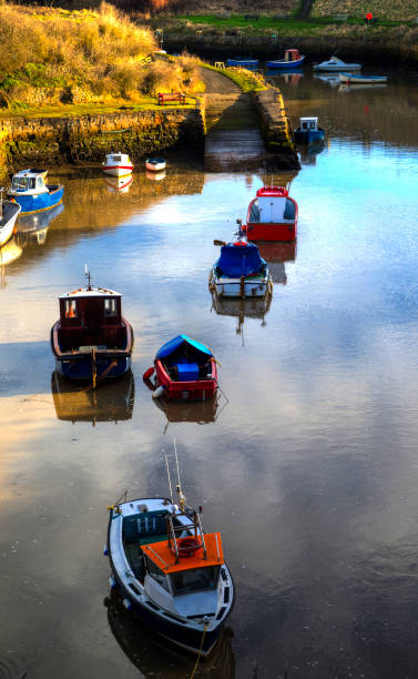 istock Boats in the harbor 913406518