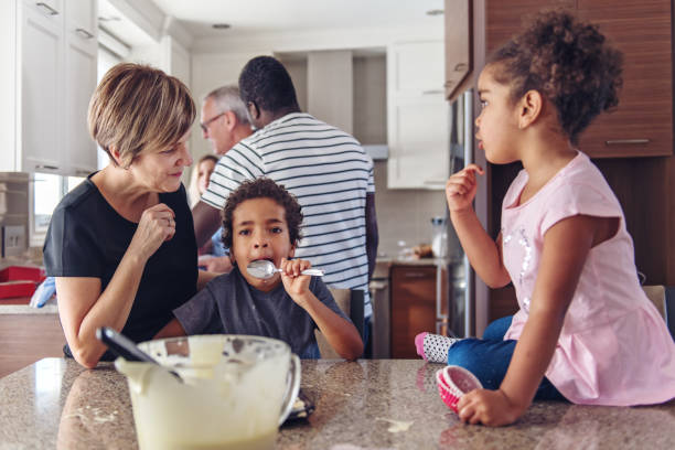 istock Grandparents cooking with kids 913410726