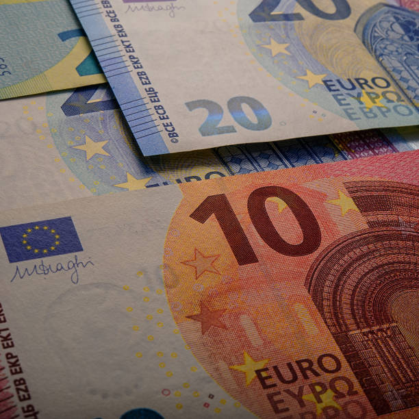 istock paper euro notes. Ten and twenty euros. 913452430