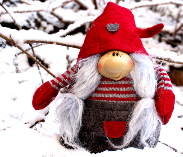 istock Closeup view cute elf in snow. Creative for colourful greeting card with copy space 913462536