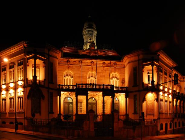 istock Vila Nova de Gaia city hall - United Kingdom 913491918