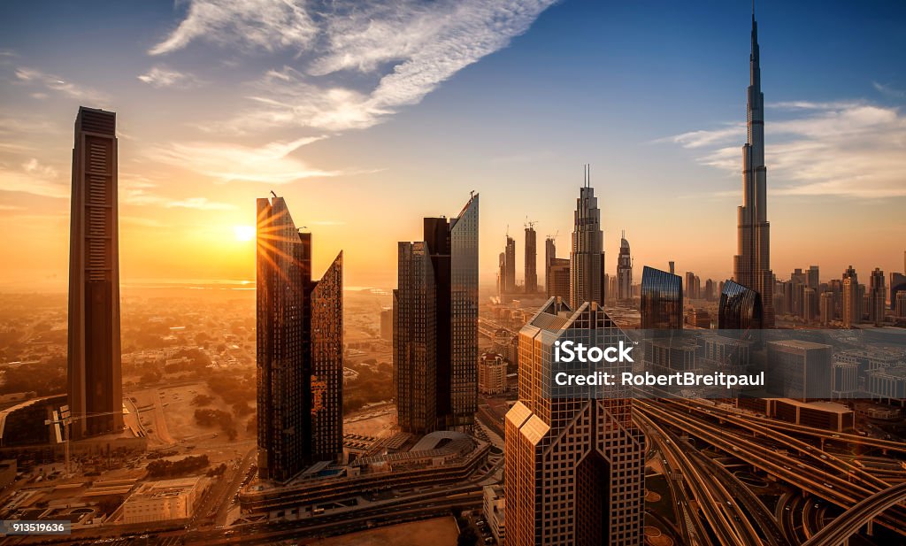 Dubai downtown at sunrise United arab emirates - Royalty-free Dubai Foto de stock