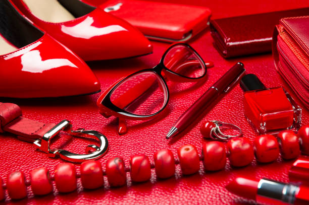 istock Red woman accessories 913533974