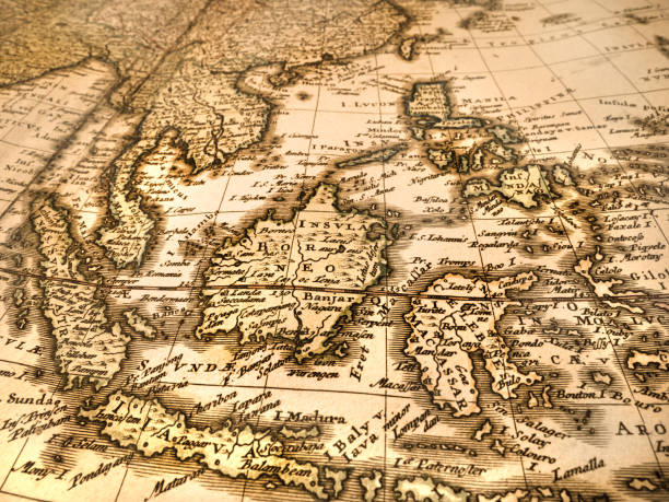 istock Old map of Southeast Asia 913534498
