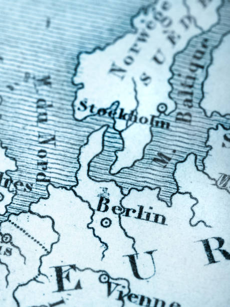 istock Old map of Europe 913537966