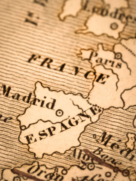 istock Old map of the Iberian Peninsula 913538212
