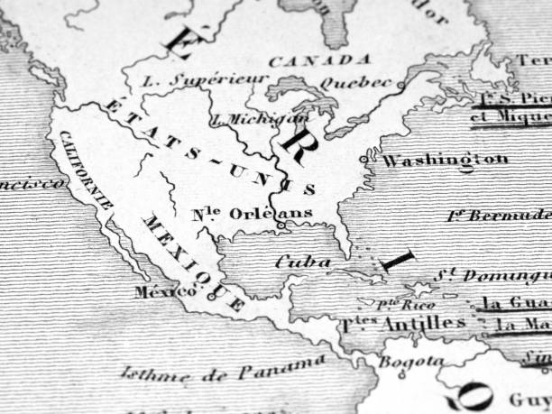 istock Old map of continental North American 913538724