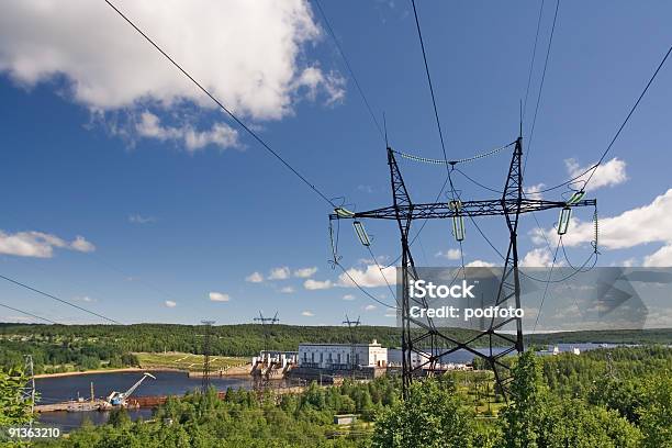 Estación Hidroeléctrica Foto de stock y más banco de imágenes de Agua - Agua, Aire libre, Arquitectura