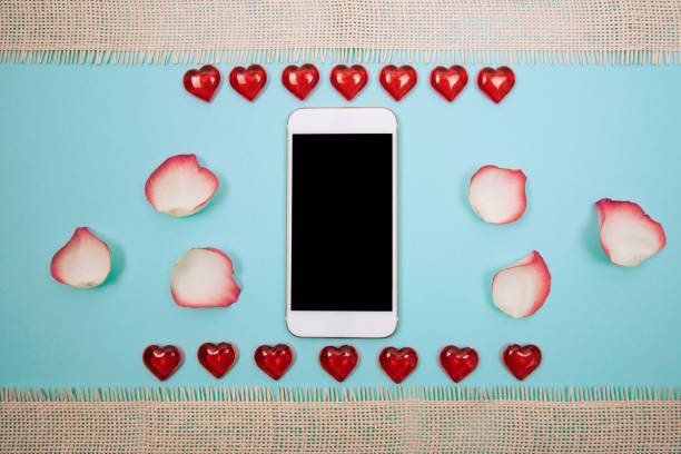 istock Red heart against blue background 913637912
