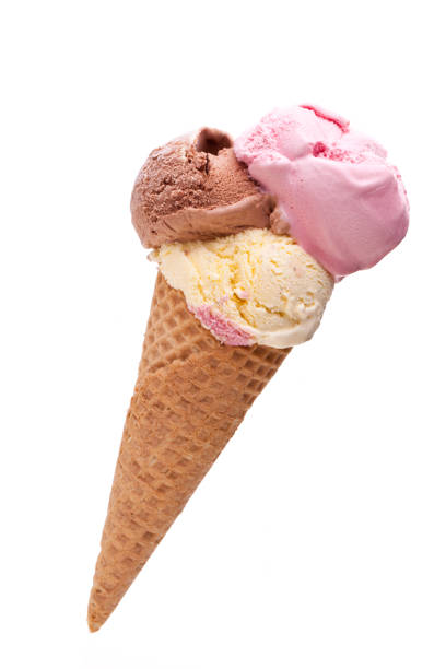 istock Diagonal ice cream cone with three different scoops of ice cream 913645822