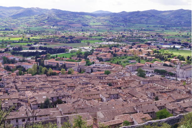 istock Aerial view of Gubbio 913645864