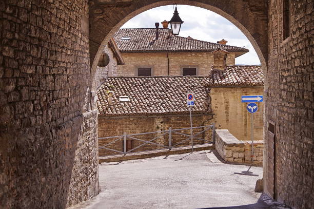 istock Glimpse in the center Gubbio 913648724