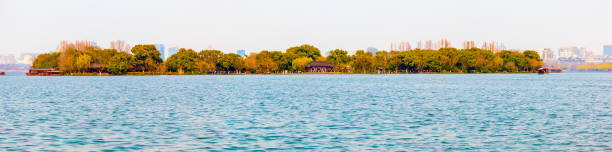 istock Hangzhou West Lake scenery 913654796