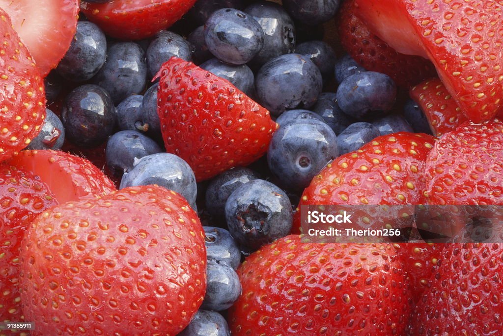 Fresas y arándanos II - Foto de stock de Alimento libre de derechos