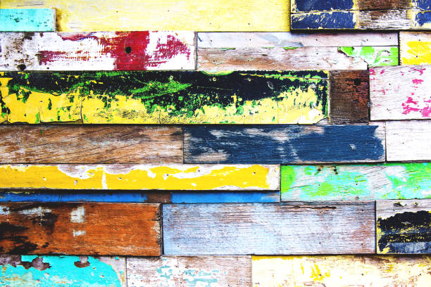 istock Abstract grunge wood texture background 913672690