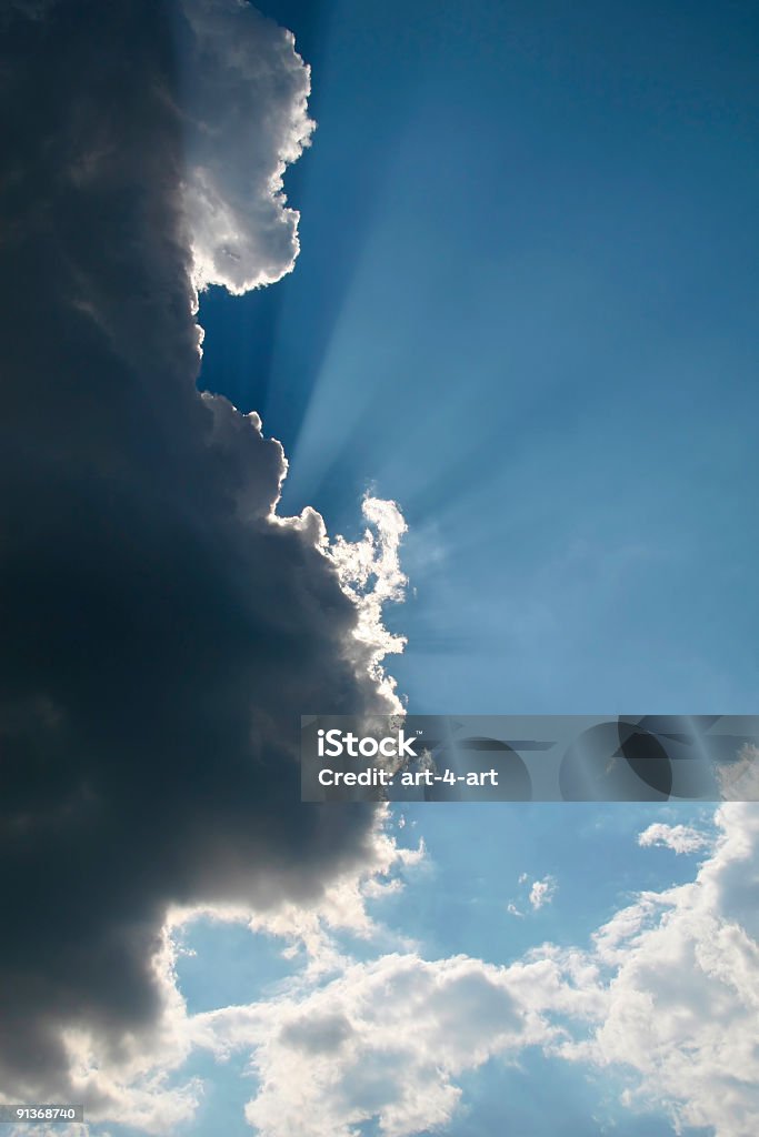 Obscurcie par des nuages - Photo de Ciel libre de droits