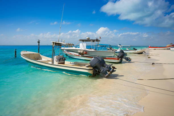istock Isla Mujeres island Caribbean beach Mexico 913689358