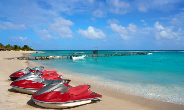 istock Mahahual Caribbean beach in Costa Maya 913711052