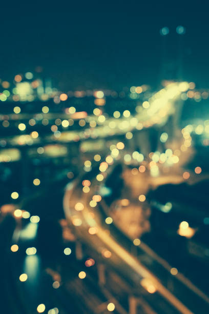 istock Defocused Urban Scene at Night 913713748