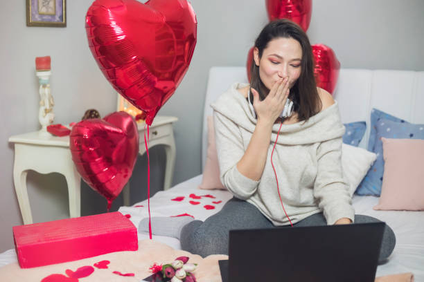 istock Cheerful Young Woman In Love 913726484