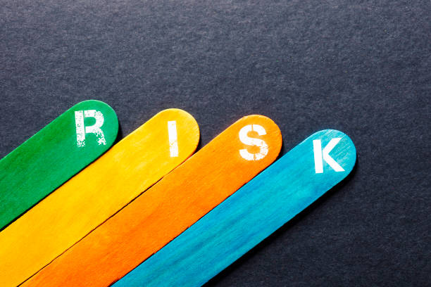 istock Risk Word on Wooden Block 913784932