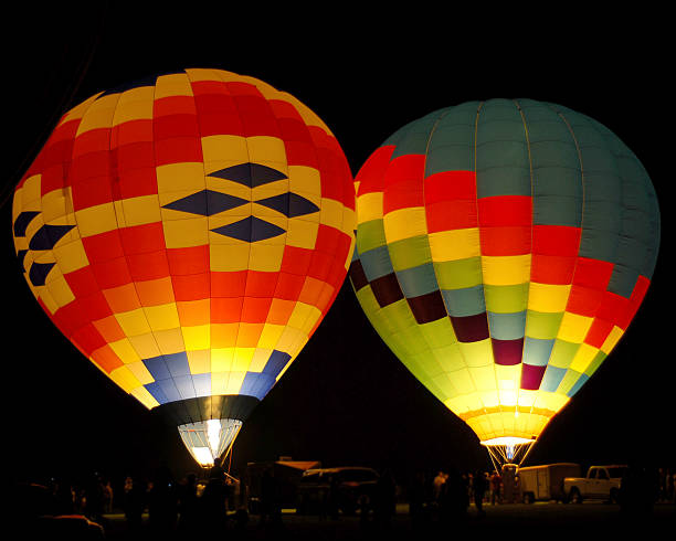 istock hot air balloons, night glow2 91380899