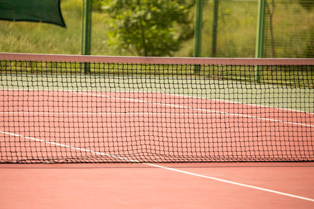istock field on the tennis court with a grid 913809080