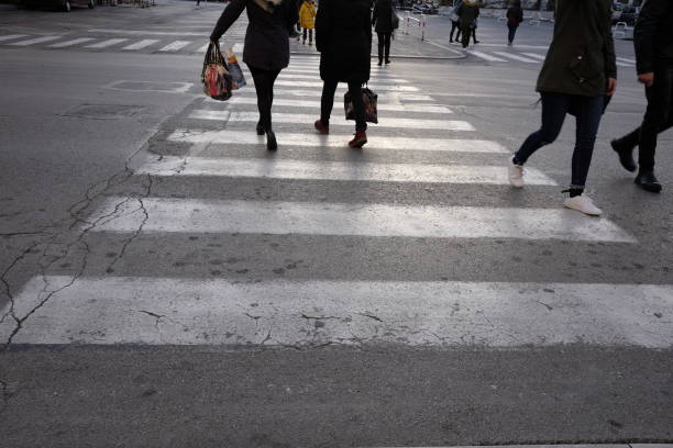istock people on the crosswalk 913835086
