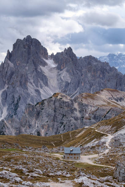 istock Misurina cheese range in Dolomites, Italy 913847002