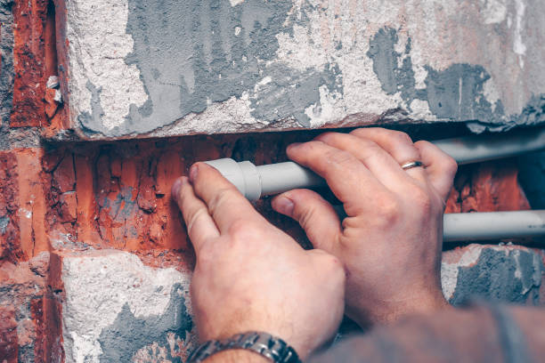 istock Plumbing, connection and laying of polypropylene pipes 913865974