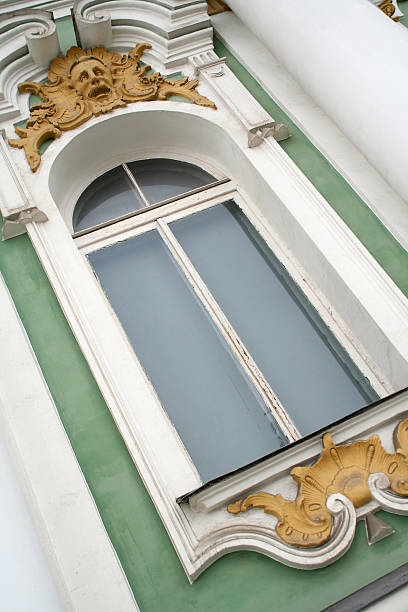 istock saint-petersburg hermitage 91388065