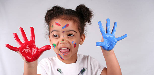 istock Girl and paint 91388261