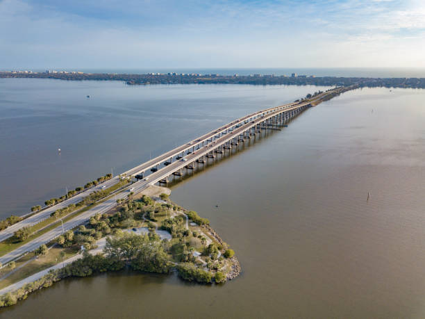 istock Melbourne Florida Causeway Bridge 913903804