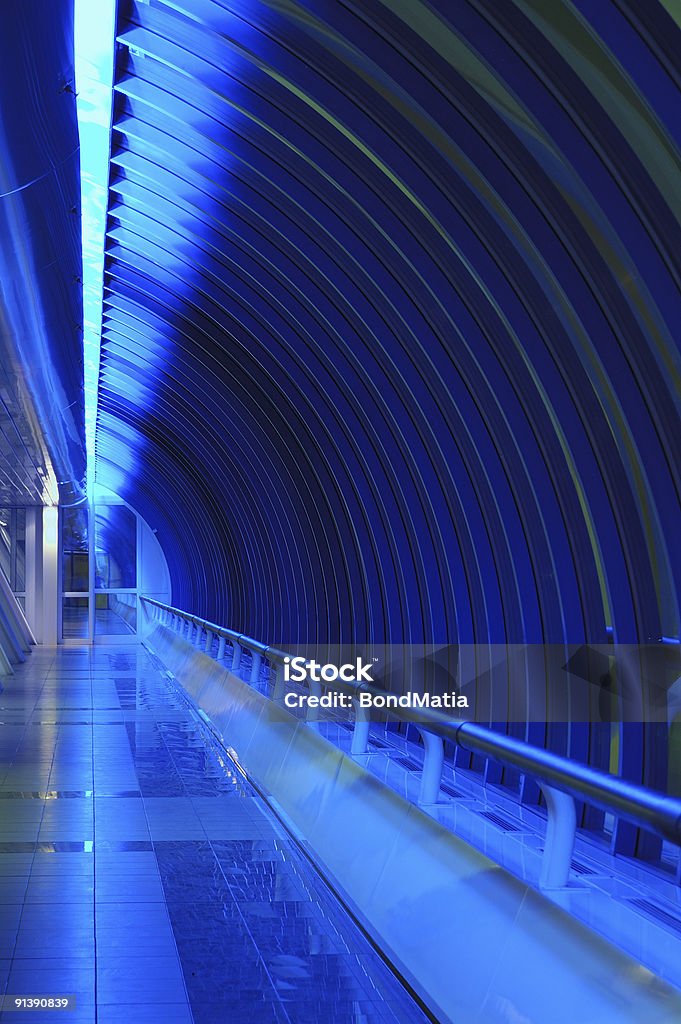 Interior da ponte com luz azul - Foto de stock de Administrador royalty-free