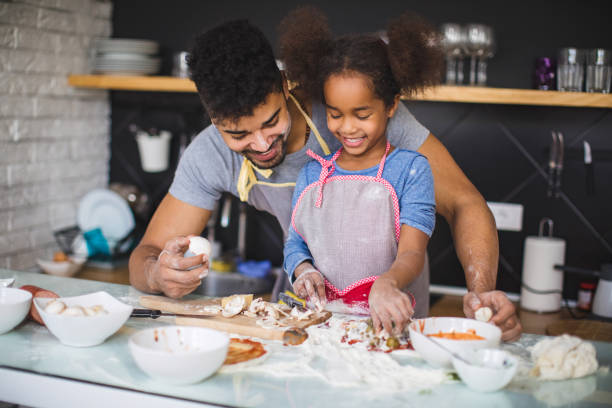istock Teach your kids to cook 913931832